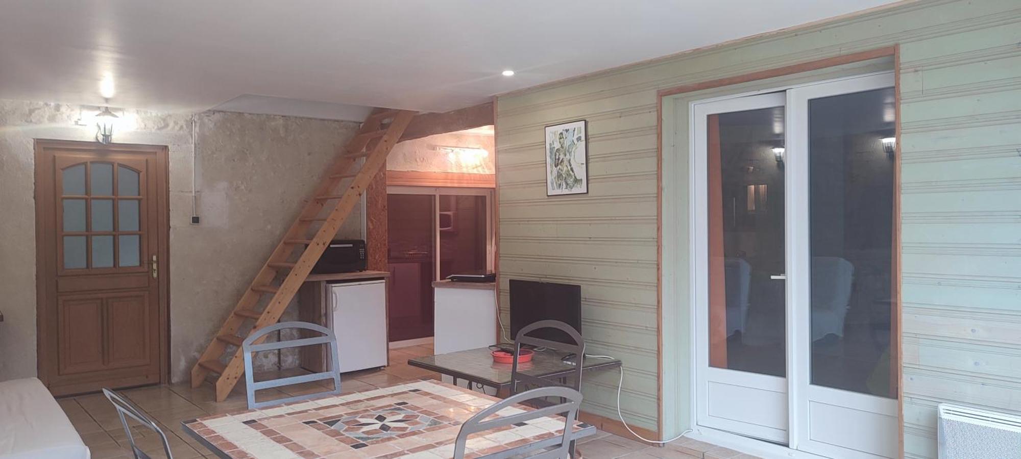 Gite Cosy, Sur Jardin, Terrasse Privee, Parking Au Calme En Rdc Gémozac エクステリア 写真