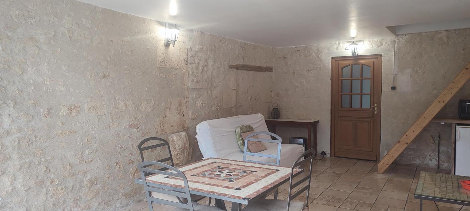 Gite Cosy, Sur Jardin, Terrasse Privee, Parking Au Calme En Rdc Gémozac エクステリア 写真