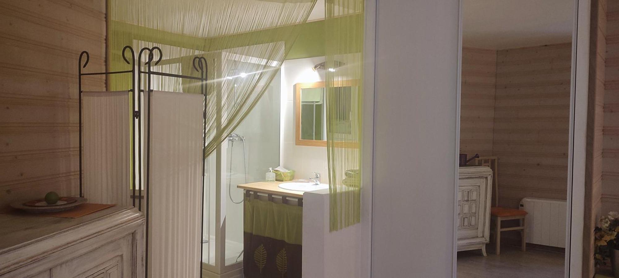 Gite Cosy, Sur Jardin, Terrasse Privee, Parking Au Calme En Rdc Gémozac エクステリア 写真